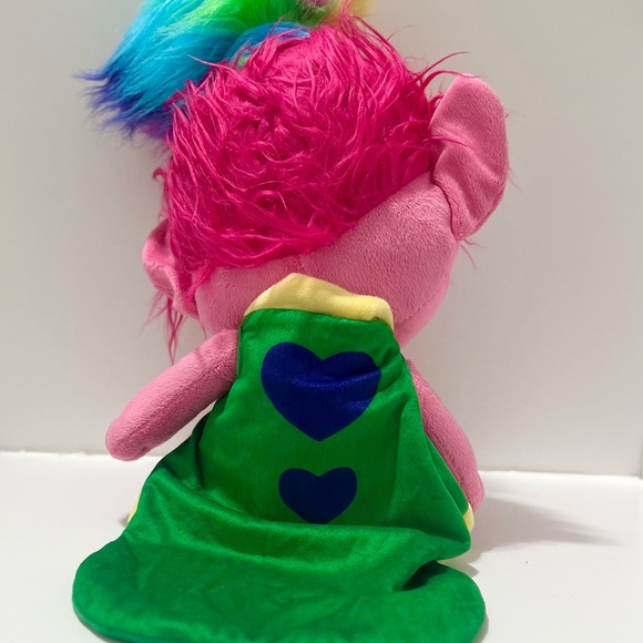 DreamWorks Trolls Poppy Plush – Large 20″ Stuffed Doll with Pink Hair - Picture 6 of 8